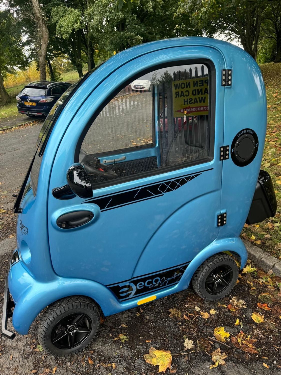 EASYLIFE ECO CABIN SCOOTER – LIGHT BLUE & BLACK – SIGNATURE EDITION