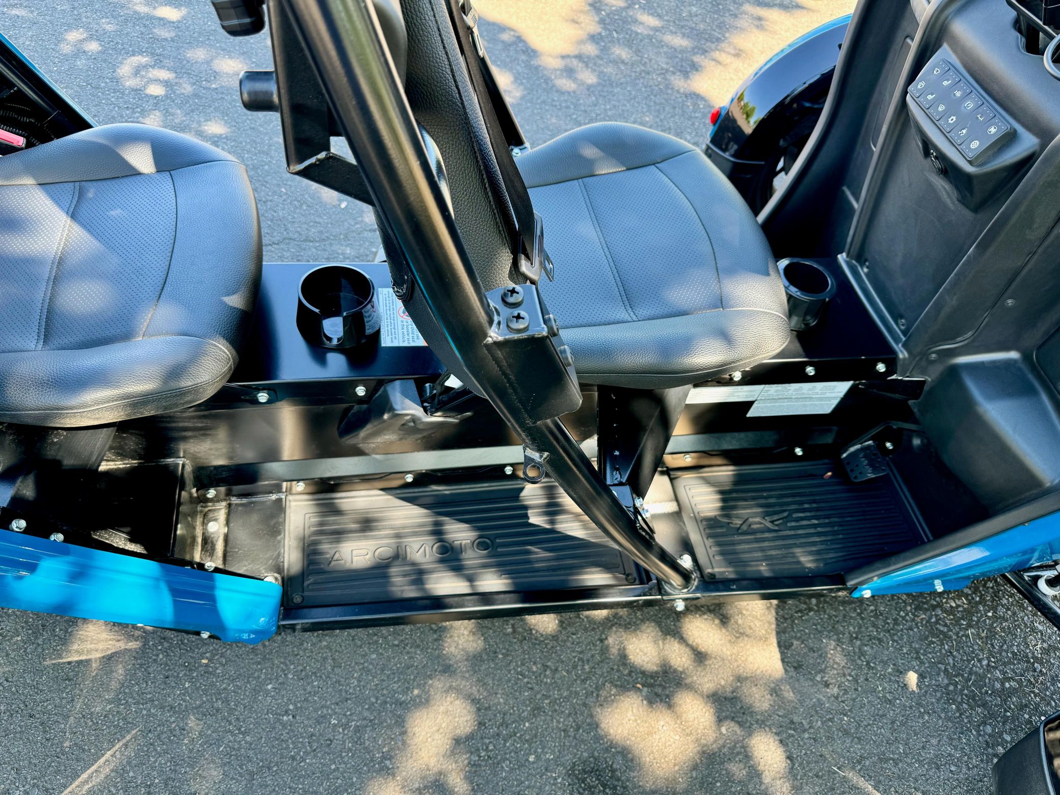 2021 Arcimoto FUV - Blue/Black Coupe - Image 14