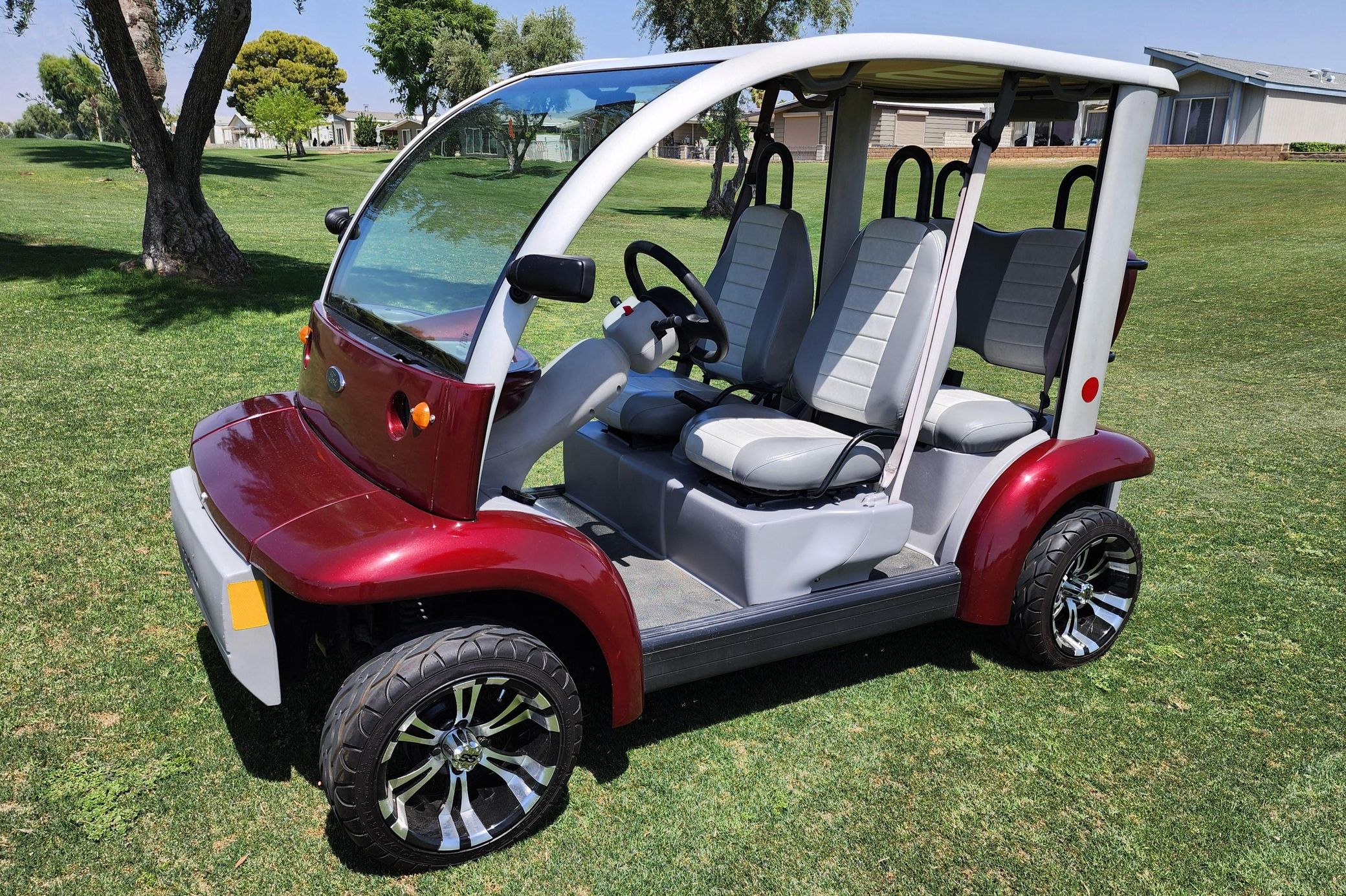 2002 Think Neighbor – Maroon metallic/ White