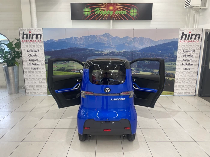 Two Seater ET4 Connect PLUS – 4-Wheel Enclosed Mobility Scooter
