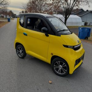 Two Seater ET4 Connect PLUS – 4-Wheel Enclosed Mobility Scooter