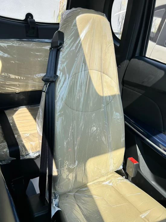 Two Seater ET4 Connect PLUS – 4-Wheel Enclosed Mobility Scooter