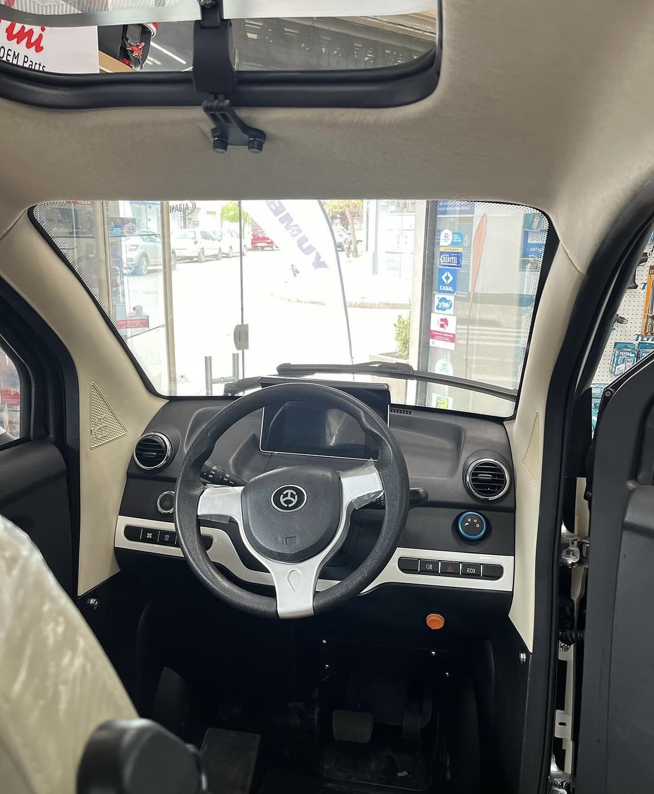 Two Seater ET4 Connect PLUS – 4-Wheel Enclosed Mobility Scooter